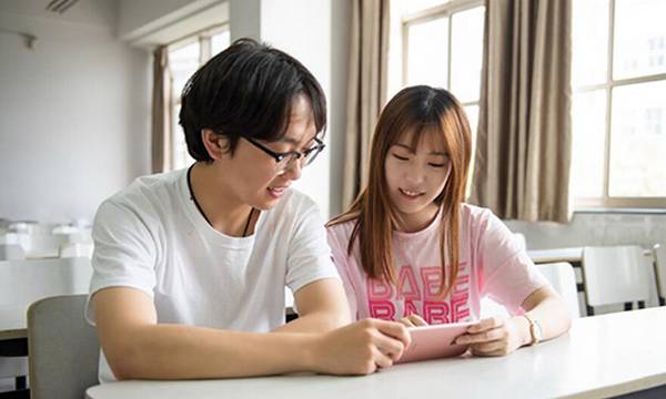 西宁有哪些英语培训学校_西宁雅思培训电话_沈阳环球雅思培训学校电话