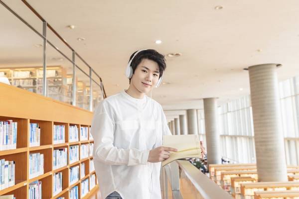 英语口语提升技巧_成人进修英语_成人英语学习方法