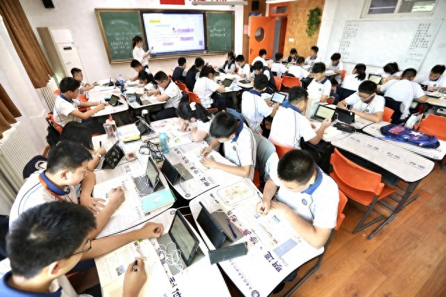 少儿英语线上外教课程_一对一外教选课要点_英语外教一对一网课小学入门