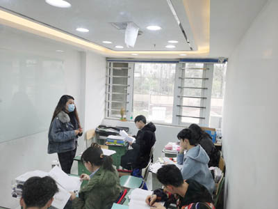 高考全日制培训学校位置