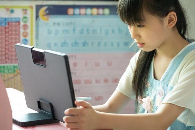 科大讯飞AI学习机T10真AI同步精准学_科大讯飞t10一对一ai外教_科大讯飞AI学习机T10精准攻破学习薄弱点